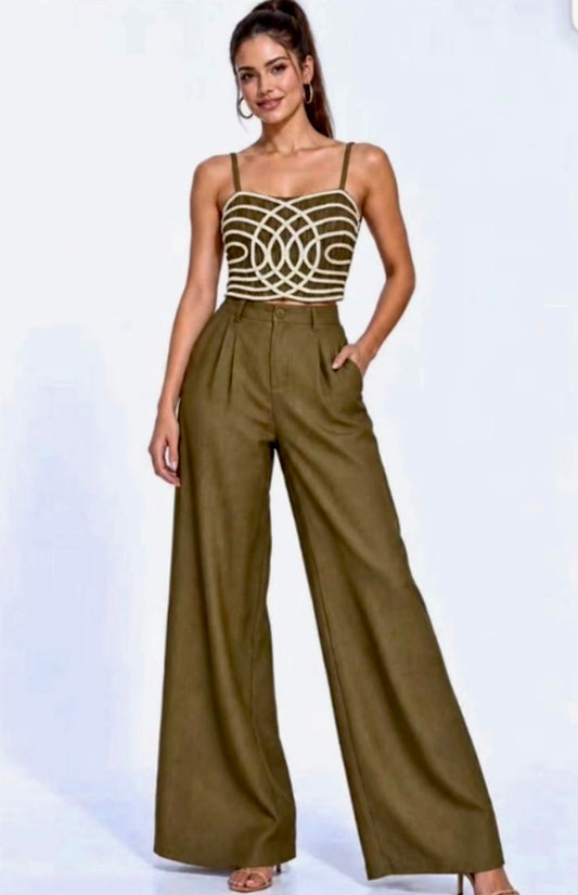 Set Olivo con Detalle en Cordón | Top y Pantalón Pierna Ancha