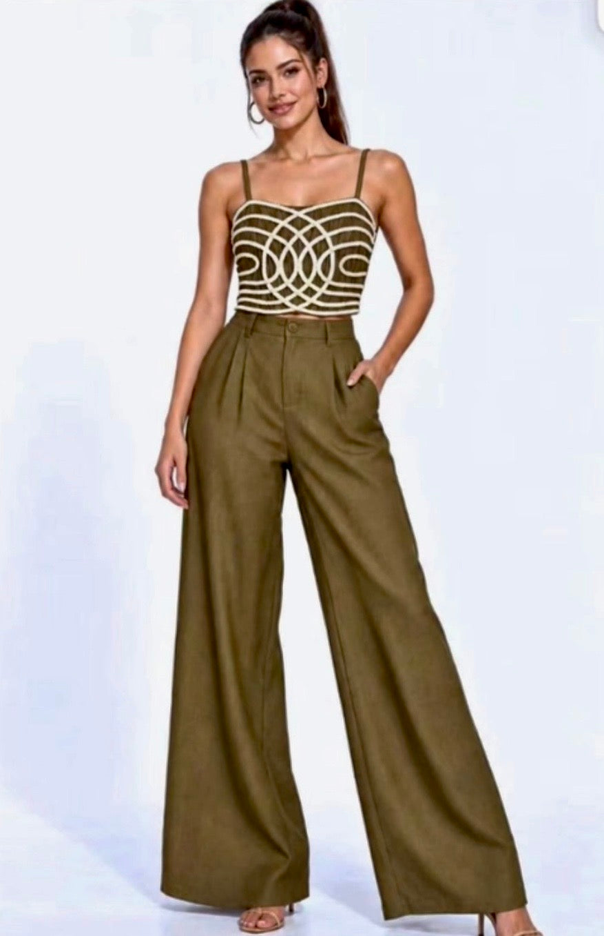 Set Olivo con Detalle en Cordón | Top y Pantalón Pierna Ancha
